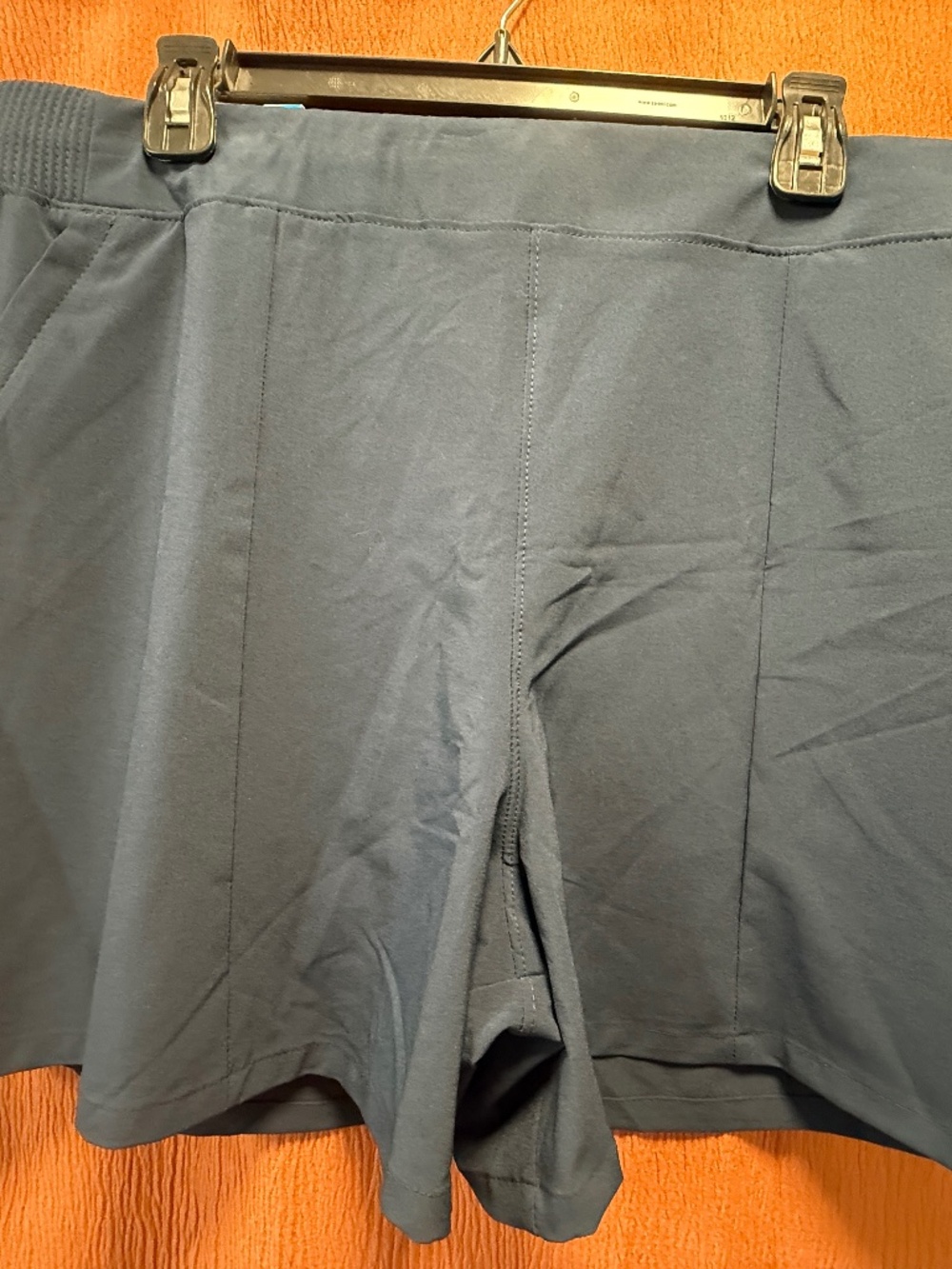 BNWT - Women's size XL Columbia Brand navy SPF50 pull on shorts